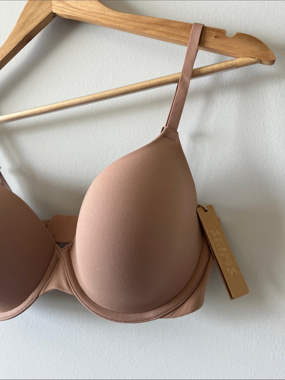 SKIMS Fits Everybody T-Shirt Bra 34D NWT Sienna Color - Picture 3 of 10